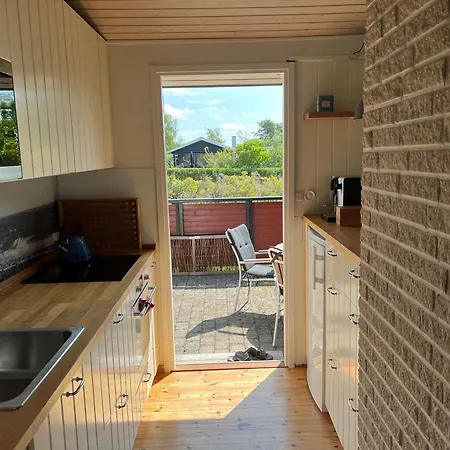 Summer In A Cosy, Old Summer House Area Slagelse