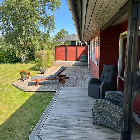 Holiday home Summer In A Cosy, Old Summer House Area